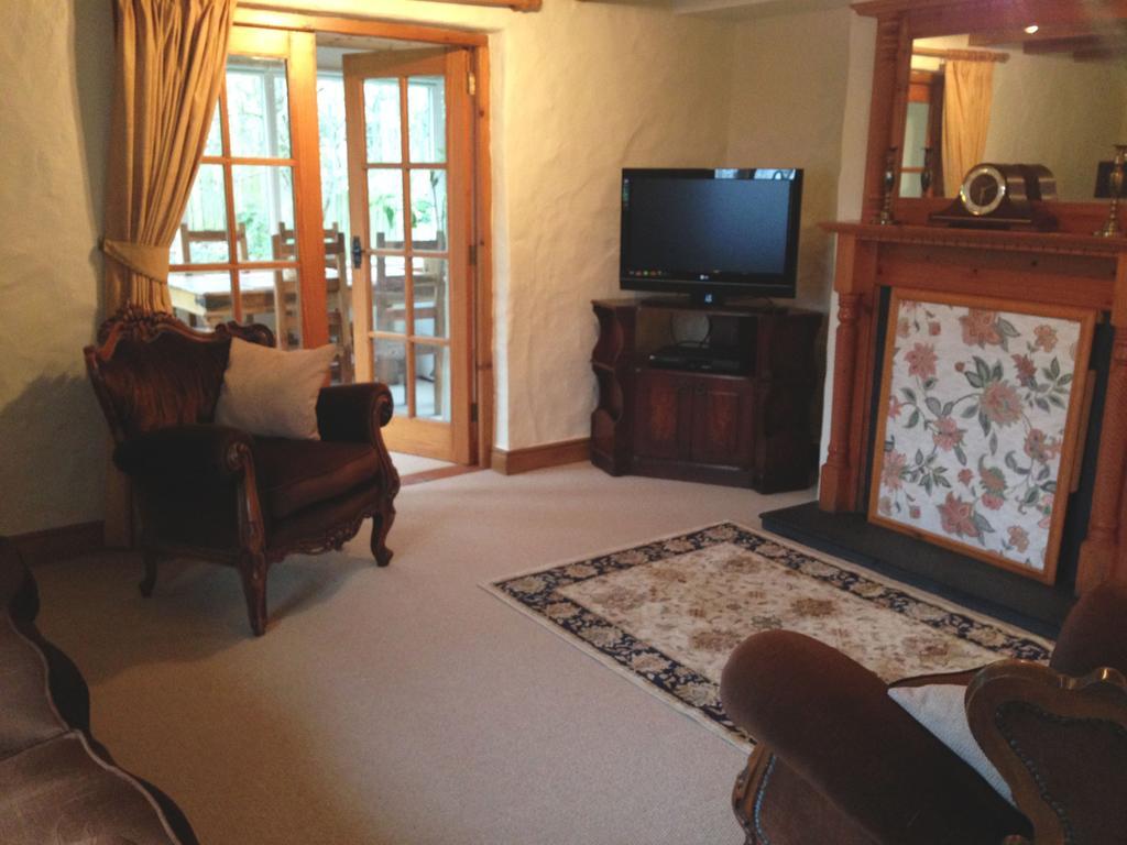 Berwick Hall Cottage Moira  Kamer foto